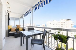 Appartamento  Carrer caravel-les. A solo 2 minutos andando de la playa. vivienda totalmente reform