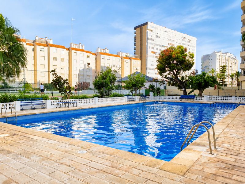 Foto a321ba80-fac8-476f-aa63-dc2ab135854c. Pis amb aparcament piscina a Platja de la Pobla de Farnals Pobla de Farnals (la)