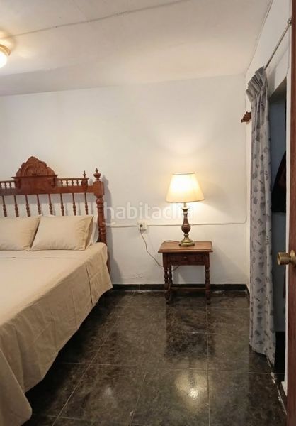 Foto 19432421-0a51-46fa-b106-eb8b4a5e2bd7. Casa amb xemeneia a Alcaraz