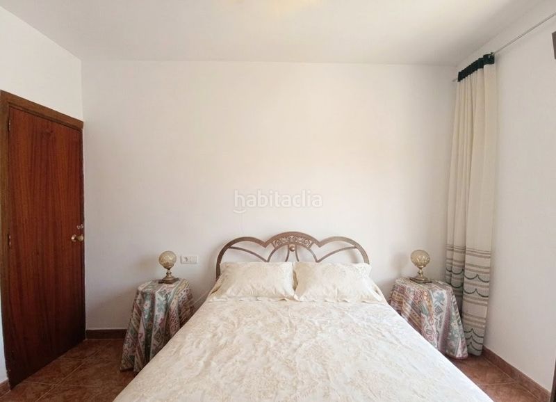 Foto d1c310f4-5083-4623-b7b0-3444af2b7c16. Casa amb xemeneia a Alcaraz