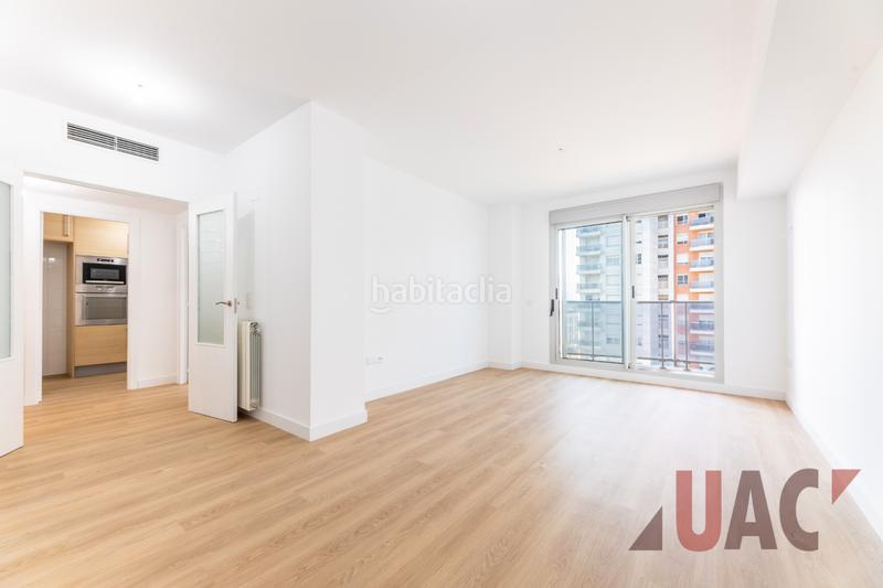 Foto 18c0c541-ccd1-4115-92f1-6e361bd71d88. Pis amb calefacció aparcament a L´Eixereta Burjassot