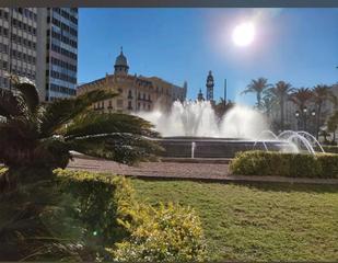 Parking coche  Carrer de les barques. Amplia plaza de garaje en venta en el centro de valencia