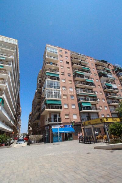 Foto b4d45321-4650-4f37-a082-7af8b758846f. Location attique dans avinguda vicente blasco ibañez 55 dans Santa Pola