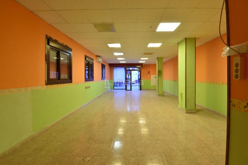 Foto d28333de-208d-4ce4-8bbe-39a92aaa2060. Lloguer local comercial a Padul