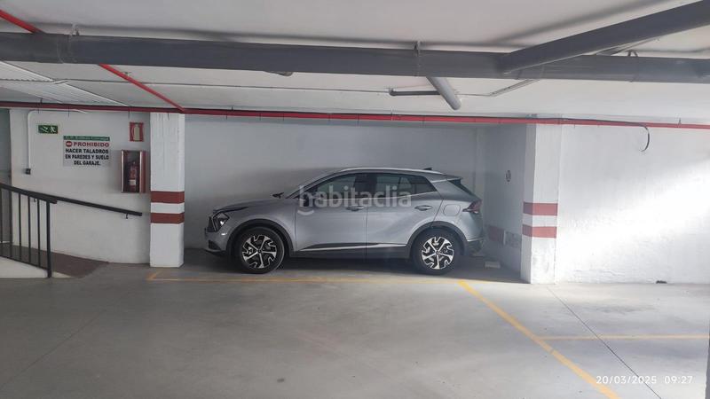 Foto 22ecad2d-f912-4258-b71f-7285868fafeb. Piso en camino pelaillo del 15 piso en primera linea con terraza y dos cocheras en Motril