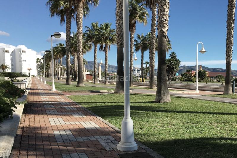 Foto b33f1a47-de50-4412-8e5b-ac8439f61ae9. Piso en camino pelaillo del 15 piso en primera linea con terraza y dos cocheras en Motril