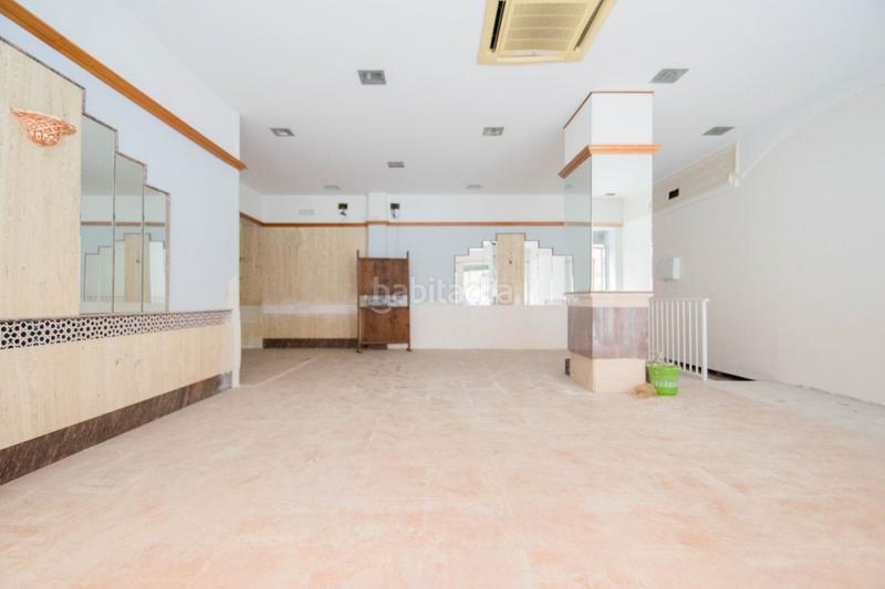 Foto be82e674-021e-4ba9-b3d8-125bf4cc3e98. Business premise in Centro - Sagrario Granada