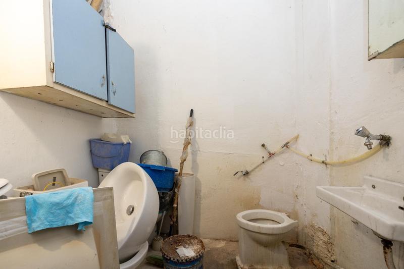 Foto a30bd505-9187-4834-ada5-c6971b900b69. Local comercial a Barrio de Zaidín Granada