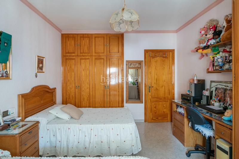 Foto b13ae072-29e9-428a-b2b5-d1c190f0150e. Maison jumelée avec parking dans Salar