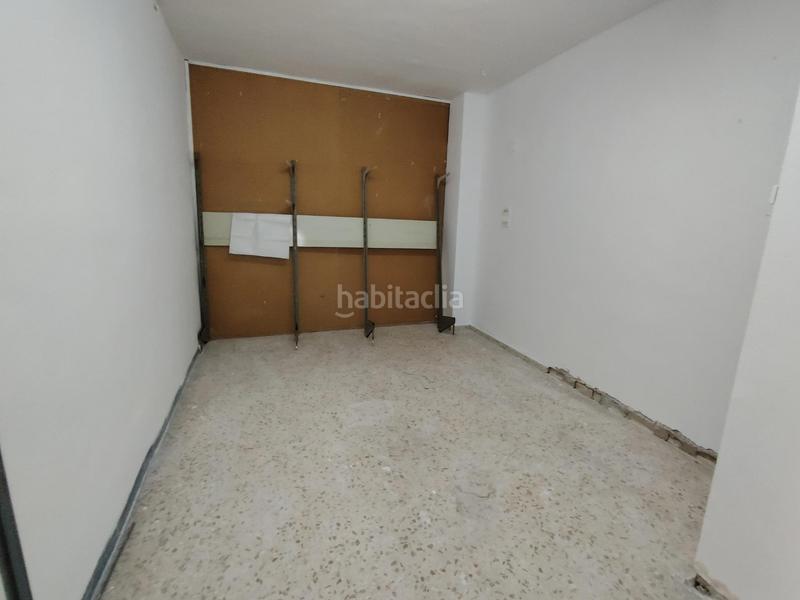 Foto 67d0d36f-1046-44f5-80ab-3d0fc547bd5f. Local comercial se vende local junto a correos en Atarfe