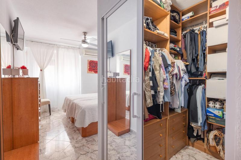 Foto e9d13b70-eee9-40f3-bb43-75f571584ded. Piso magnifico piso de tres habitaciones en una quinta planta con terraza, junto a universidades!!!!!! en Granada