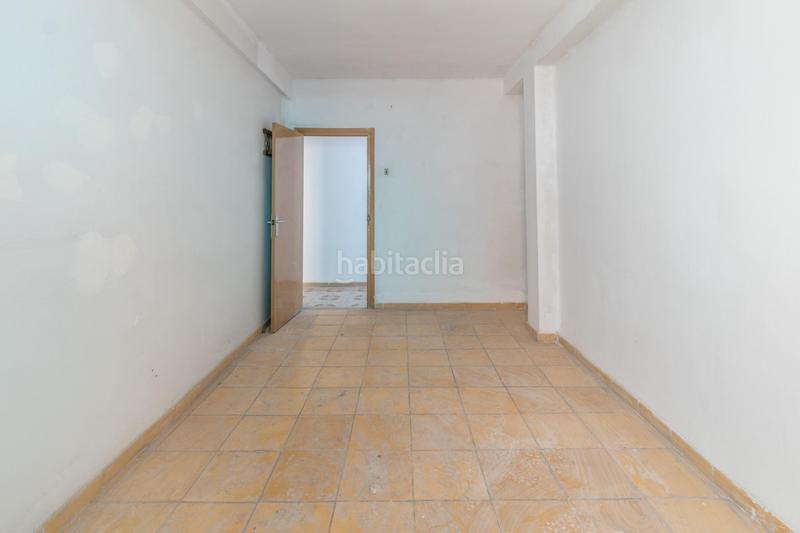 Foto 012d9315-8ed0-47e1-b118-54242372d5e0. Piso luminoso piso en avenida barcelona en Barrio de Zaidín Granada