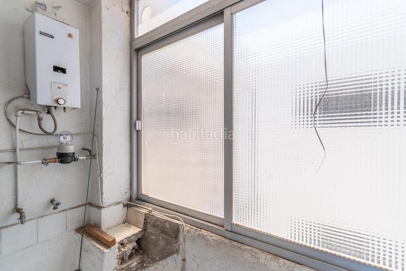 Foto a1367459-8fdc-4da1-aee5-c53d2bf1115f. Piso luminoso piso en avenida barcelona en Barrio de Zaidín Granada