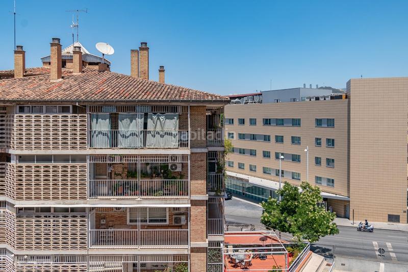 Foto f8c63909-6a26-4017-ac3a-3b509d76eab8. Piso luminoso piso en avenida barcelona en Barrio de Zaidín Granada