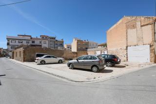 Wohngrundstück in Calle de don juan maldonado 8. Solar en el centro de padul
