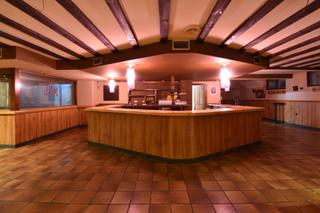 Local Comercial  Calle calle de rocío dúrcal. Se vende increíble oportunidad de negocio en la mejor zona de du