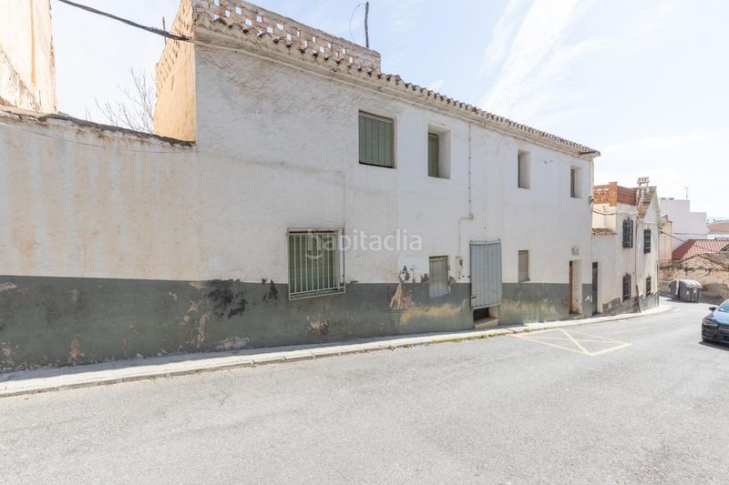 Foto f1f4ab3e-2198-48f0-ba7d-8b9467eb5700. Casa a Padul