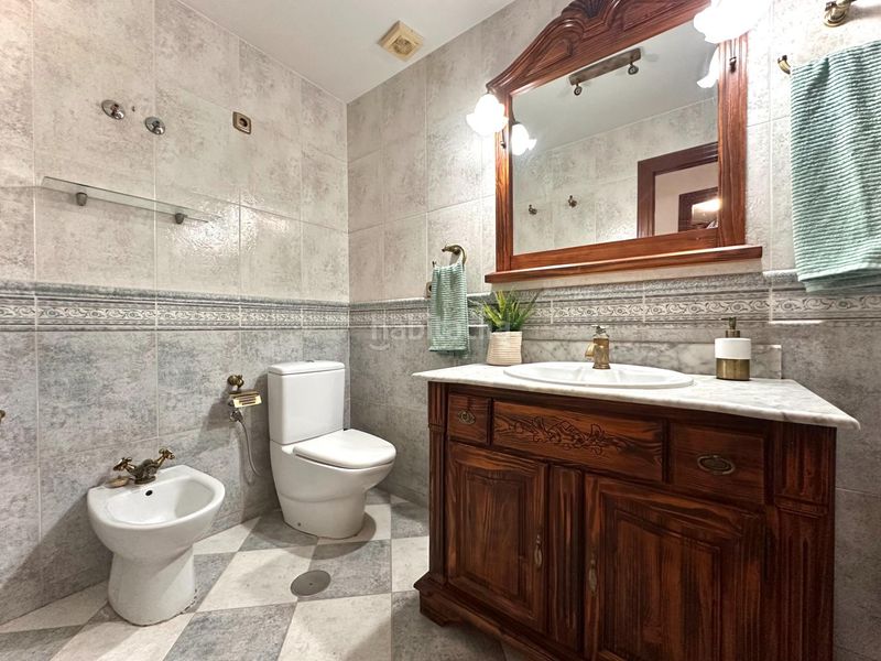 Foto b36b8347-9752-4f7d-8be1-d27500aa2f3c. Pis amb aparcament piscina a Cenes de la Vega