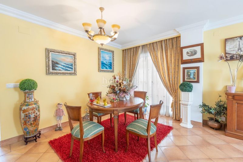 Foto 1db9148c-ec90-479b-aa0c-1a8b494f3e74. Casa aparellada amb calefacció aparcament piscina a Gójar