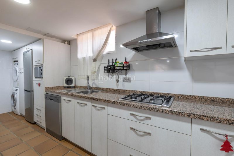 Foto 44be7209-a5fe-490a-923b-5c8dd54eb2f2. Casa aparellada amb calefacció aparcament piscina a Gójar