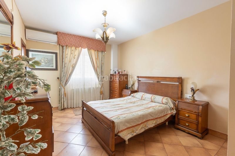 Foto a5085222-2776-4efd-88f2-55db5df6a713. Casa aparellada amb calefacció aparcament piscina a Gójar