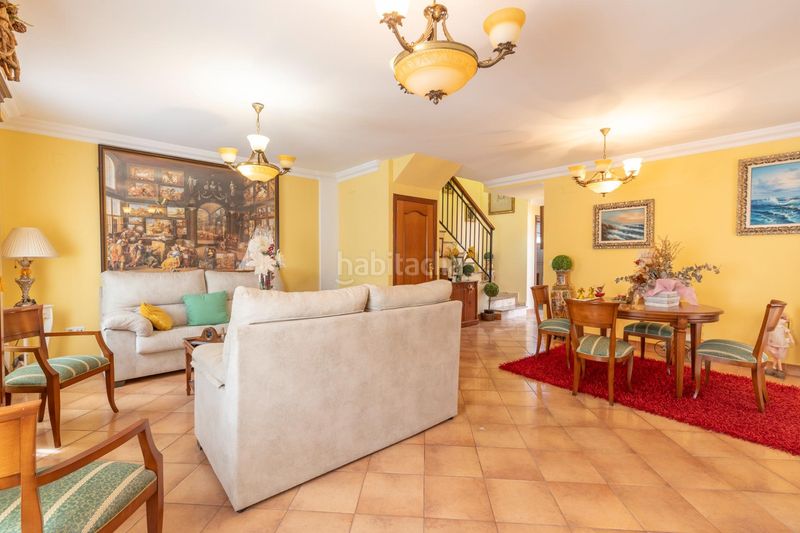 Foto f843170a-5a22-47ef-b1b1-207f6840bd41. Casa aparellada amb calefacció aparcament piscina a Gójar