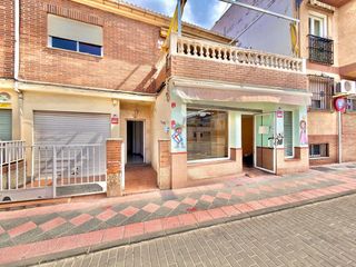 Casa a San Miguel. Piso  local comercial