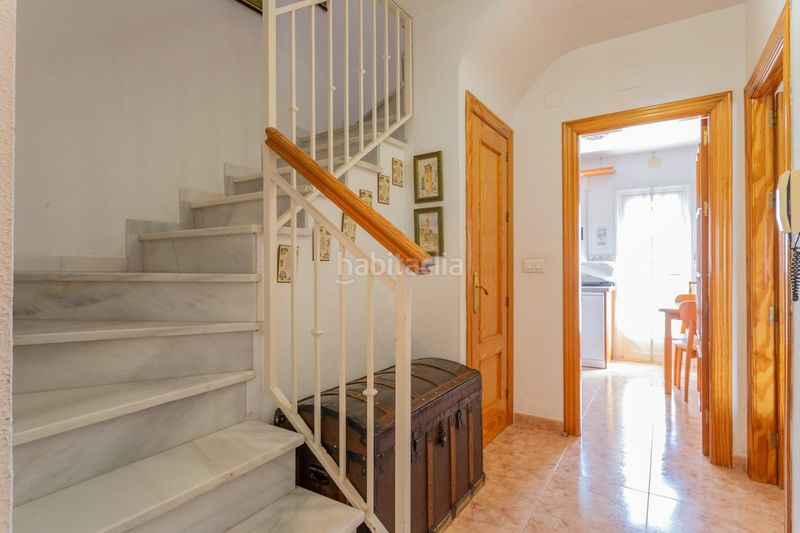 Foto c463c12a-44c0-493b-945c-636c0d2d021f. Casa adossada amb aparcament a Cúllar Vega