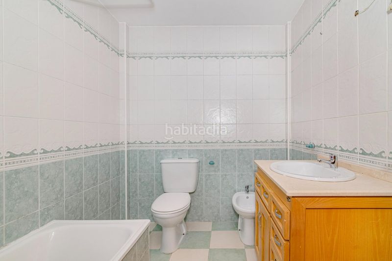 Foto 9828e0c5-6bd3-4166-acd0-3b496c5f8fef. Casa adossada amb aparcament a Las Flores - Huerta Gabias (Las)