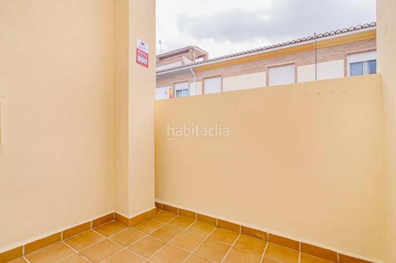 Foto 98a2a97e-e176-4654-af52-717d2d0da624. Casa adossada amb aparcament a Las Flores - Huerta Gabias (Las)