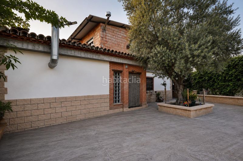 Foto 28bc7be1-c18d-4407-818f-f0d7d16cfa9e. Casa a Peligros