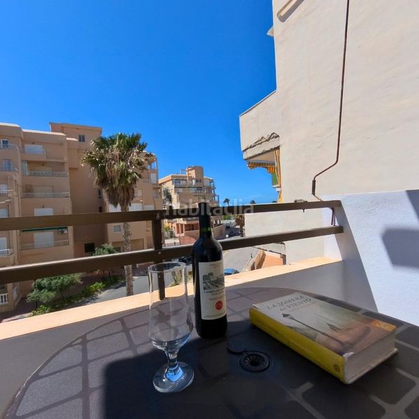 Foto 0e4d4cad-2378-4463-adbe-99b61bc36062. Apartament amb piscina a Salobreña costa Salobreña