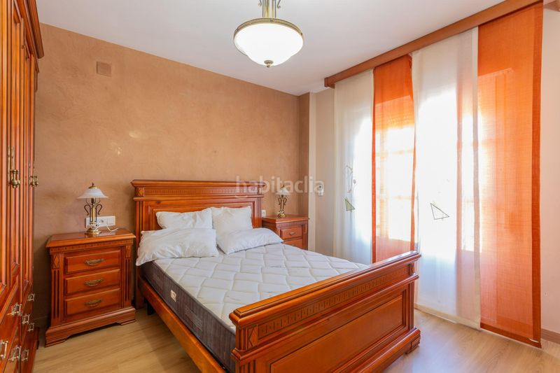 Foto e8f9ee5b-1627-412e-92ca-a38049b92d22. Casa adossada amb aparcament a Polideportivo Alhendín