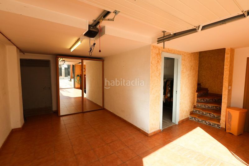 Foto a618cac1-5f75-4f5f-85a4-29429db43f59. Casa adossada amb calefacció a Cúllar Vega