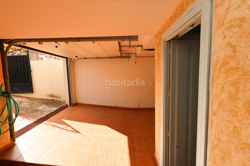 Foto dd470193-842a-40ca-8f1b-41c68a441acf. Casa adossada amb calefacció a Cúllar Vega