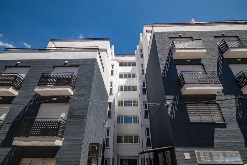 Foto b9114259-0911-4ff0-9585-0e1b59a93e19. Pis amb calefacció piscina a Cenes de la Vega