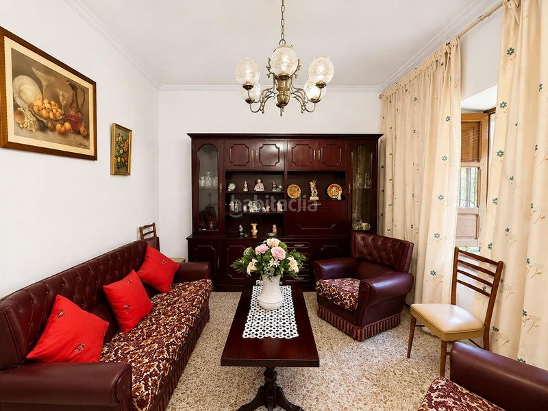 Foto 3abd34ef-ef36-4856-a087-5242f1a32253. Casa amb aparcament a Padul