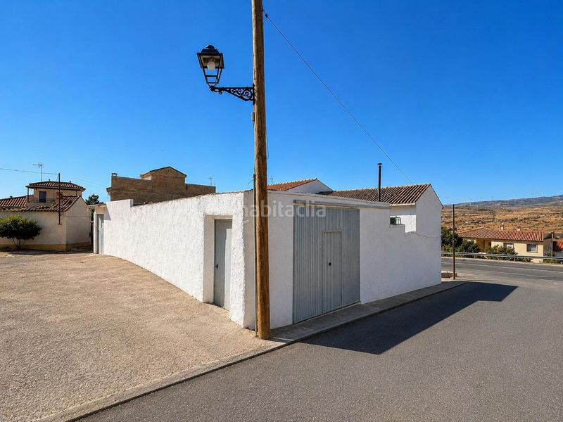 Foto 8bf8411f-5ac2-4e3b-9013-1961ac74f6c8. Casa amb aparcament a Padul