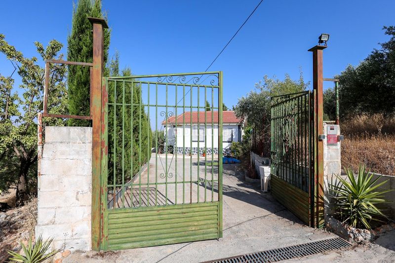 Foto 0ff6a293-ad3c-4baf-808b-8ca3871b9a0e. Casa amb aparcament piscina a Cogollos de la Vega