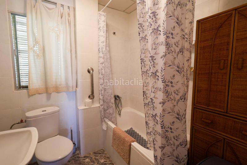 Foto 9c0c7458-bcee-43a0-9e56-f7417a372357. Casa amb aparcament piscina a Cogollos de la Vega
