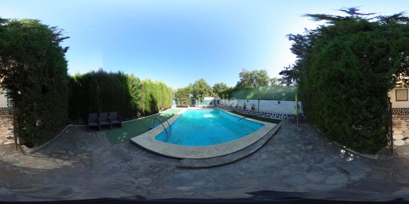 Foto c12ed2fa-893e-4289-8667-002b6486733e. Casa amb aparcament piscina a Cogollos de la Vega