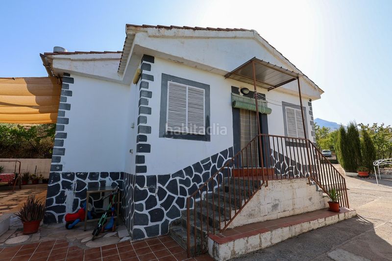Foto f5445897-e5fa-48f9-b4a8-1a7f8d614316. Casa amb aparcament piscina a Cogollos de la Vega