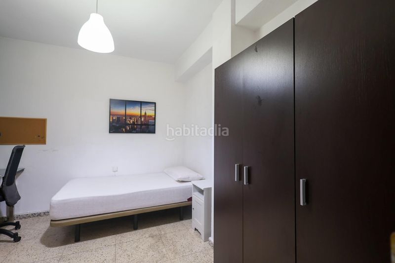 Foto 978e2e11-1661-491b-9e3f-f76d228f9c9f. Pis amb calefacció a Pajaritos Granada