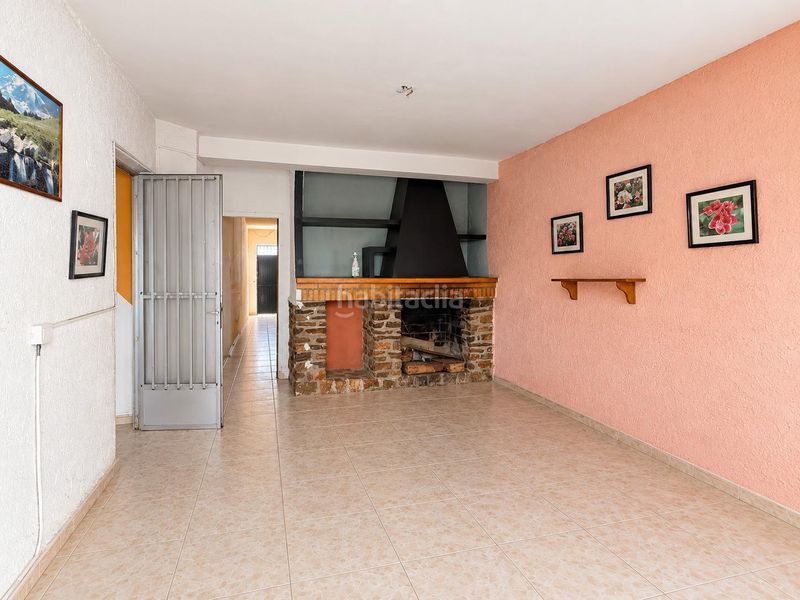 Foto 646e77cb-e08f-4d96-99f3-420bbfc1e9b6. Casa amb aparcament a Valle (El)
