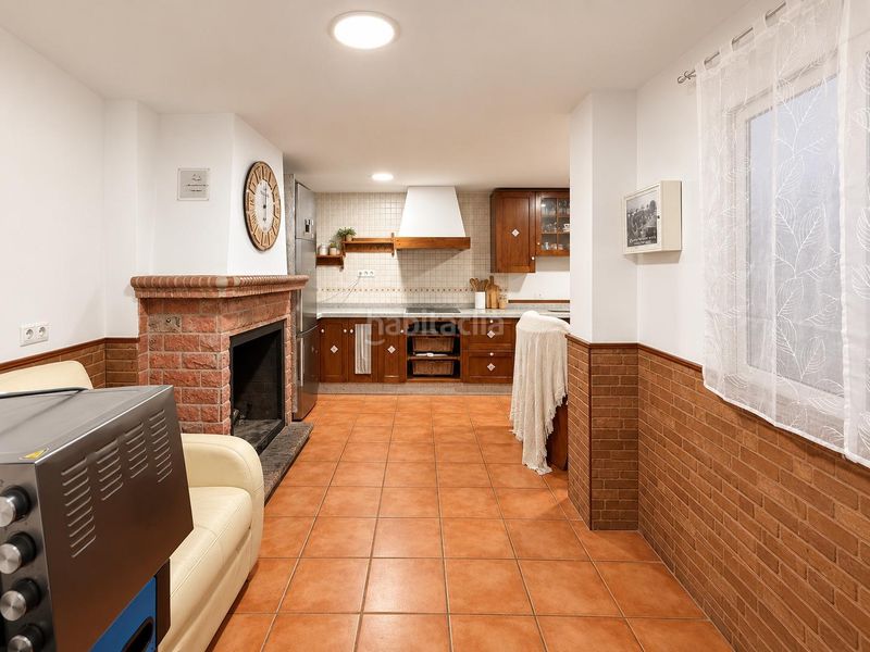 Foto b08da0e2-6a44-4dab-9482-d7147f5a9a98. Maison jumelée avec parking dans Padul