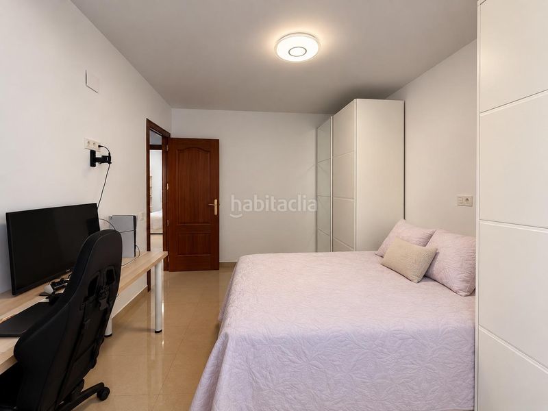 Foto c08483a5-1a32-4d47-ba07-7941794dc15c. Maison jumelée avec parking dans Padul