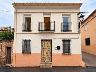 House  Nuestra señora del pilar. Casa en padul