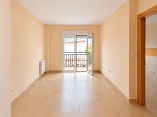 Flat in Padul. Piso con mas pasillo que en el resplandor