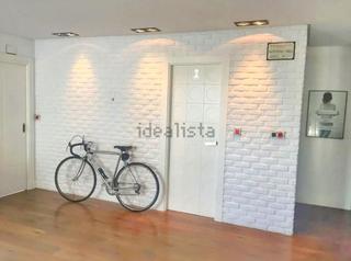 Pis a Atxutegi 2. Vivienda de diseño con garaje y camarote en el centro de astrabu