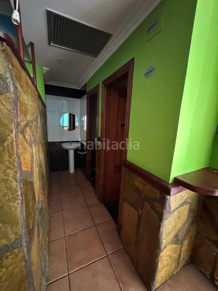 Foto 8f8ab3ca-c7c1-4ec1-a92a-e70fe821747c. Local comercial a virgen del puerto 1 a Zierbena